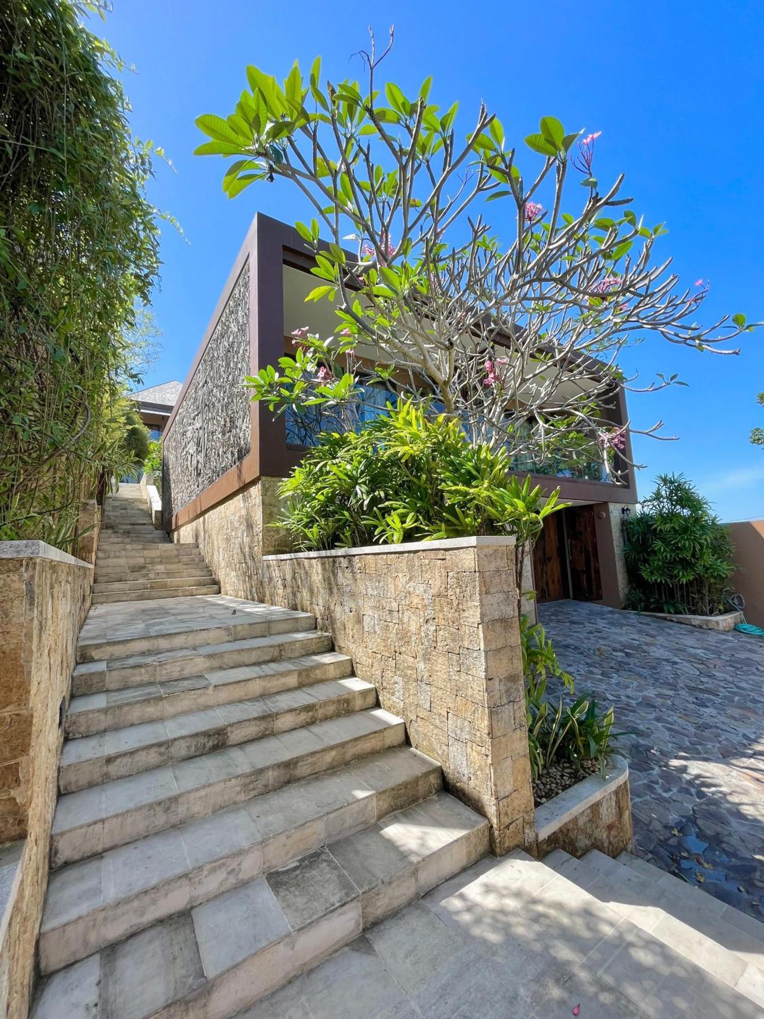 Villa Mandalika Lombok Kuta  ภายนอก รูปภาพ