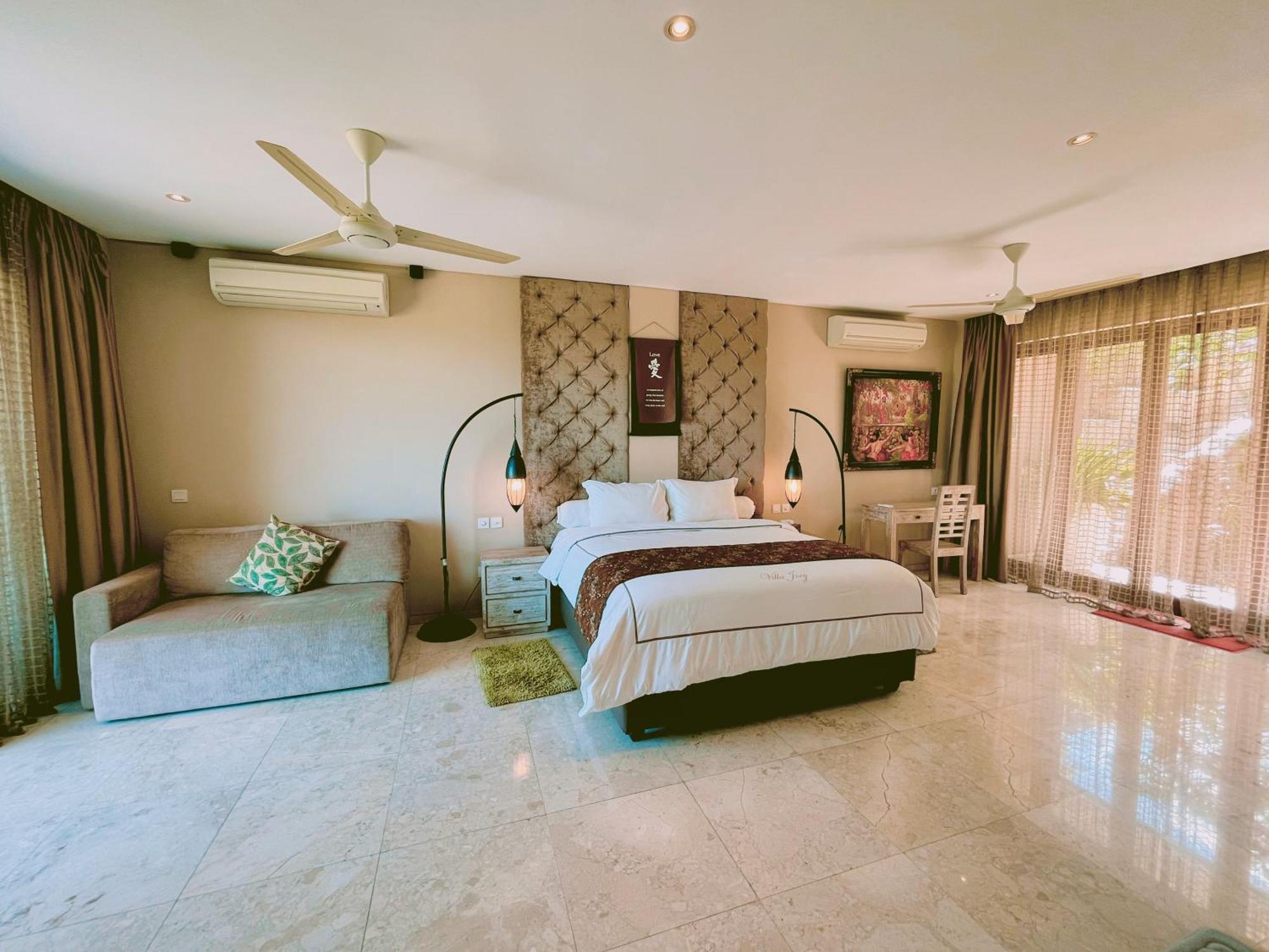 Villa Mandalika Lombok Kuta  ภายนอก รูปภาพ